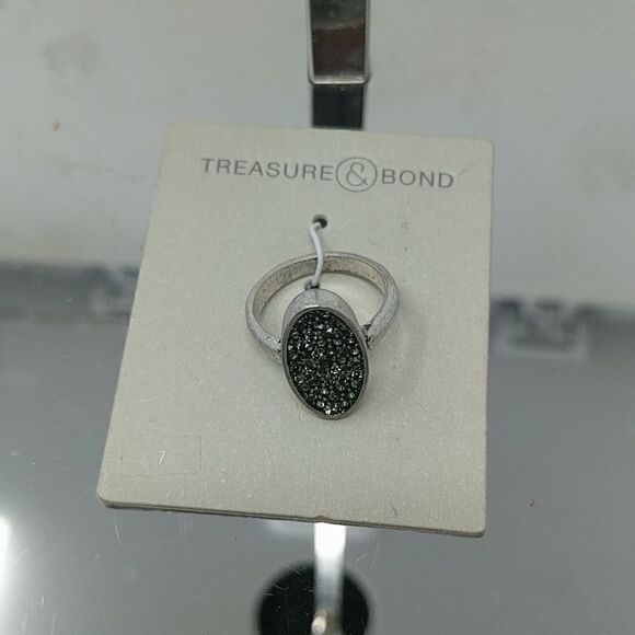 Treasure and Bond Ring (G1) - Picture 3 of 5